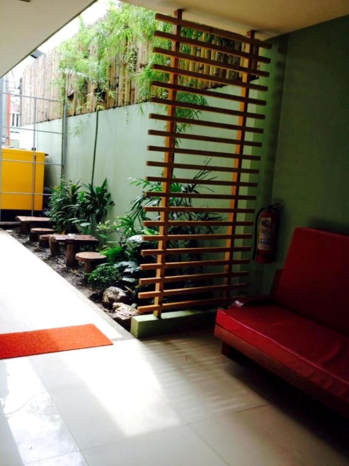 Shore Time Hotel - Annex Balabag  Экстерьер фото